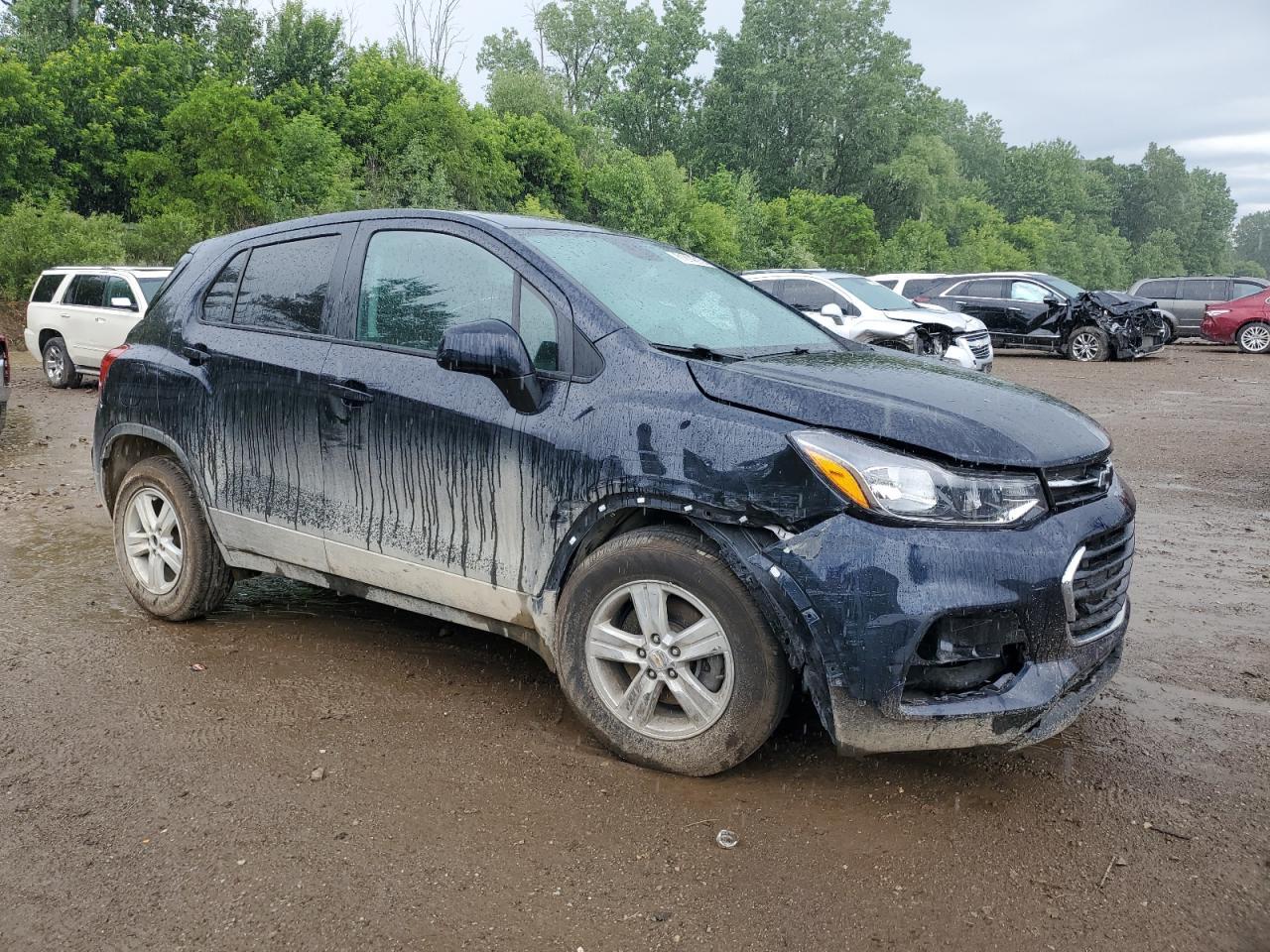 2021 Chevrolet Trax Ls - Фото 4