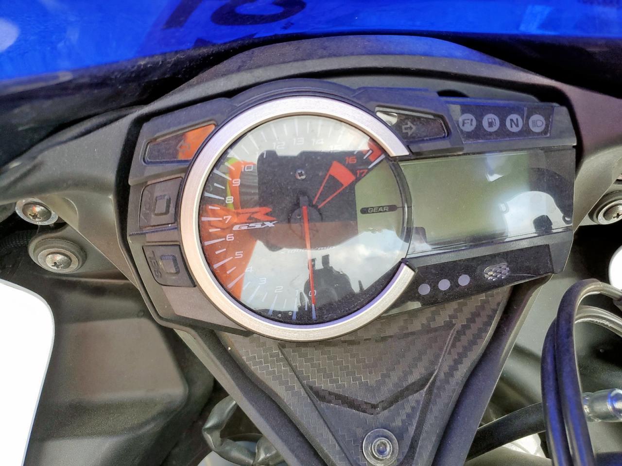 2025 Suzuki Gsx-R600 - Фото 7