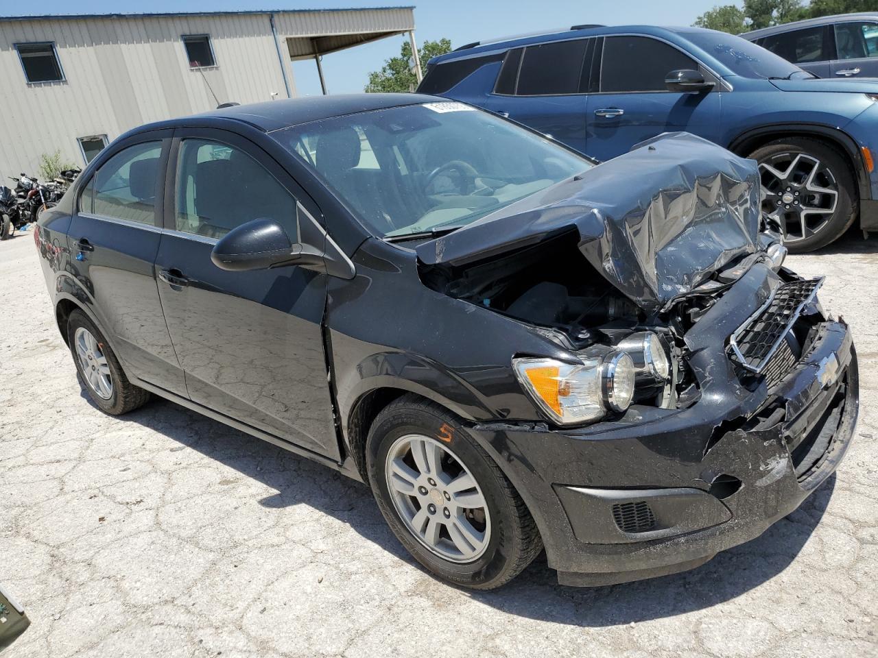 2016 Chevrolet Sonic Lt - Фото 4