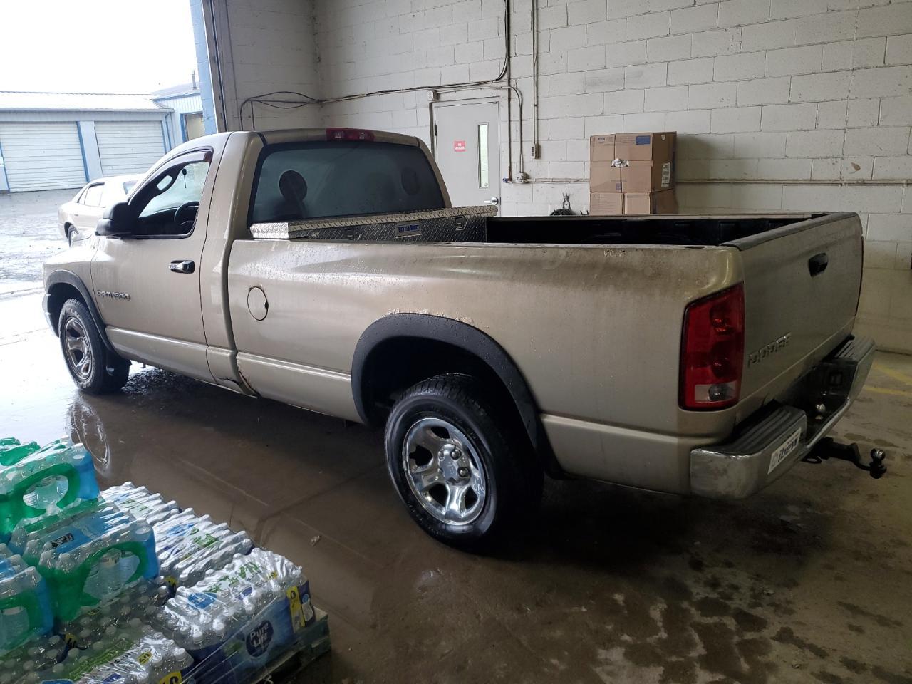 2002 Dodge Ram 1500 - Image 2