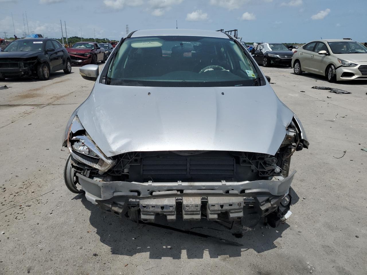 2016 Ford Focus Se - Image 5