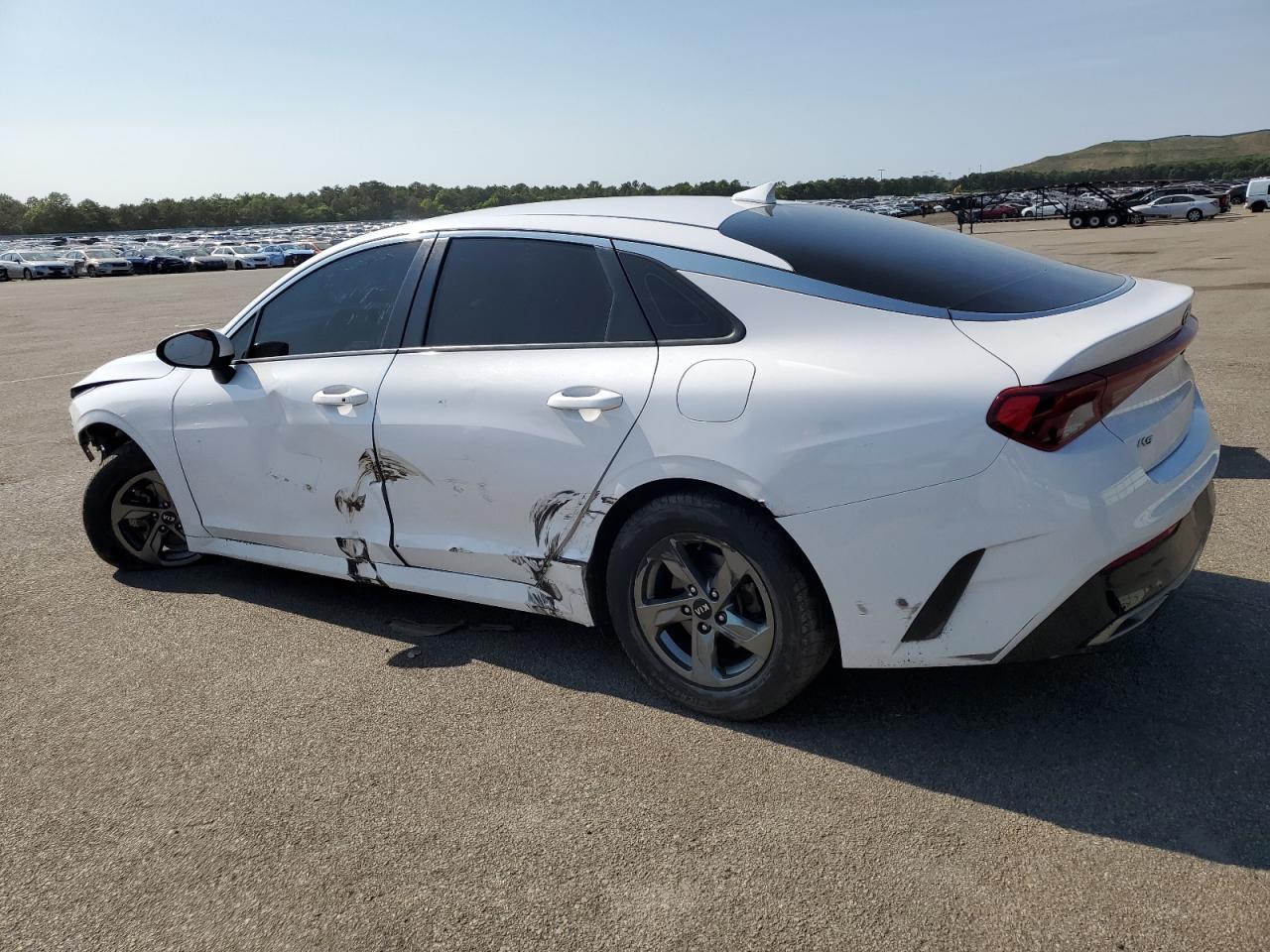 2021 Kia K5 Lxs - Image 2
