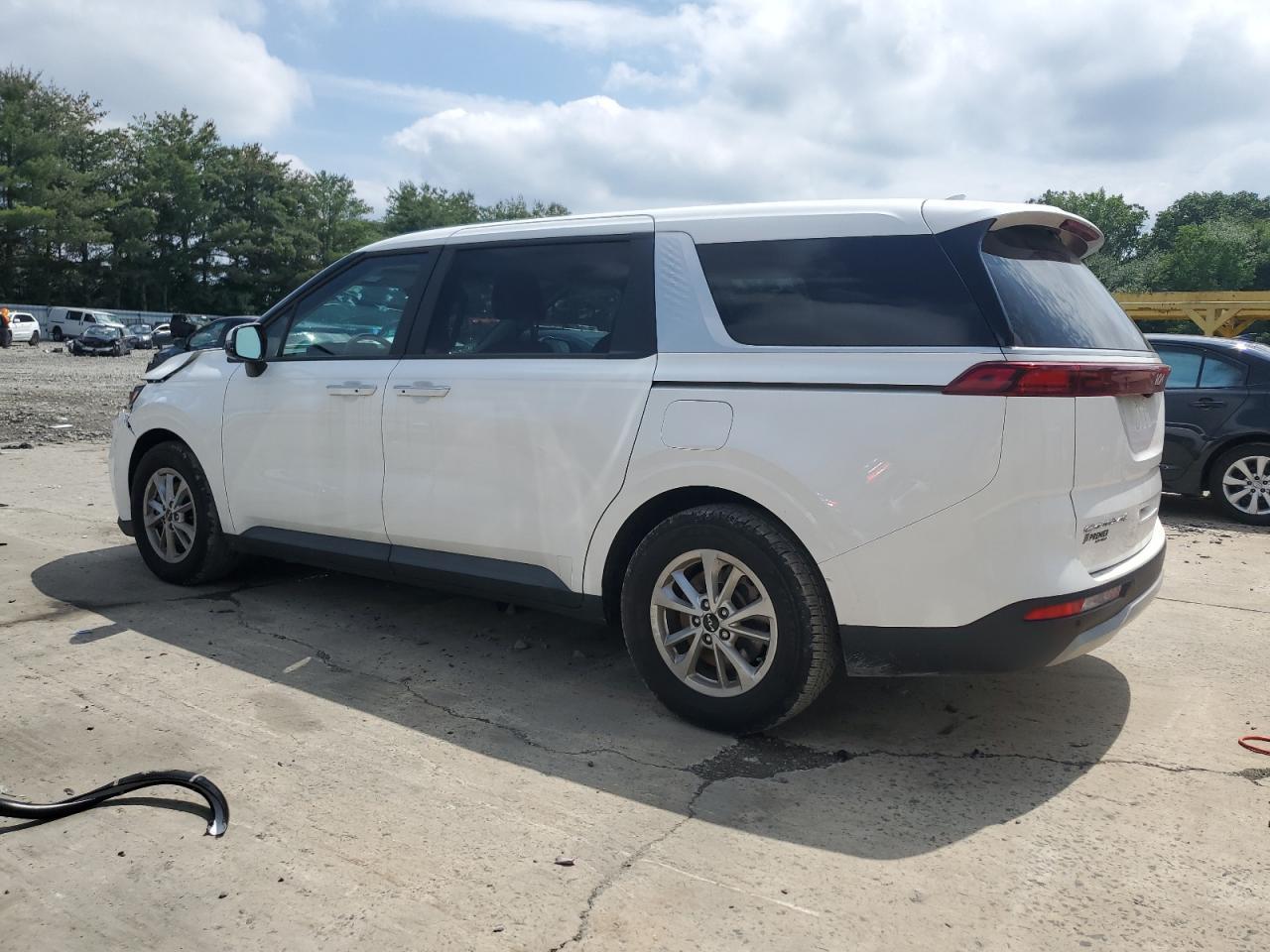 2022 Kia Carnival Lx - Фото 2