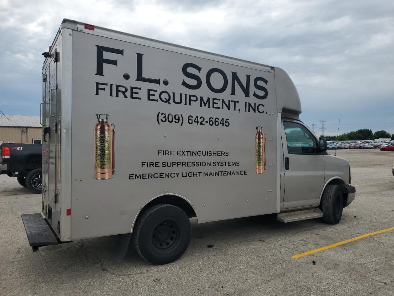 2010 Chevrolet Express G3500 - Фото 3