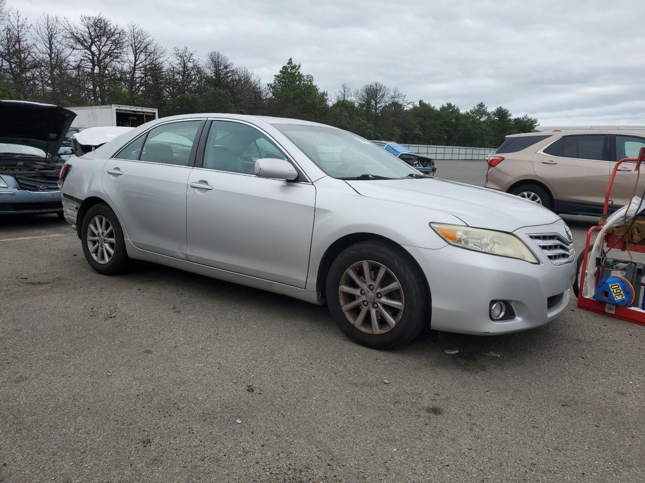2011 Toyota Camry Base - Image 4