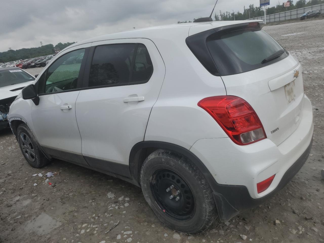 2019 Chevrolet Trax Ls - Фото 2