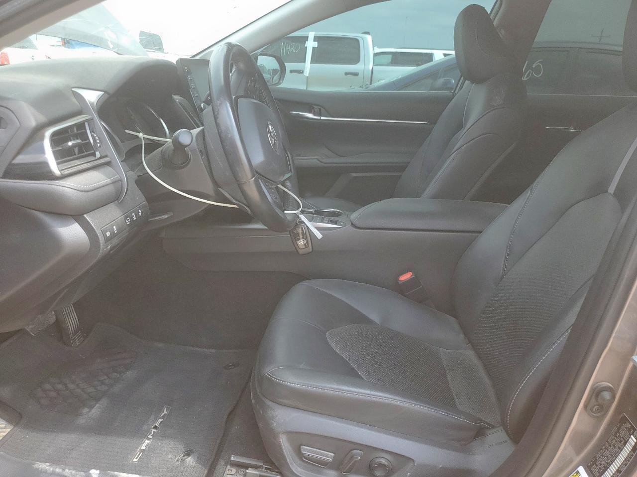 2022 Toyota Camry Xse - Фото 7