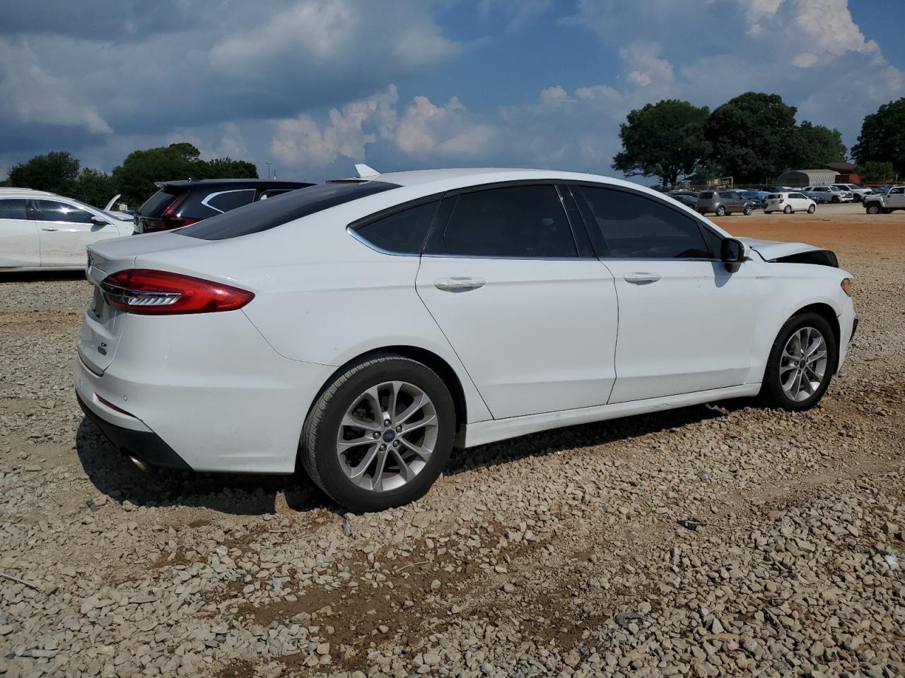 2020 Ford Fusion Se - Image 3