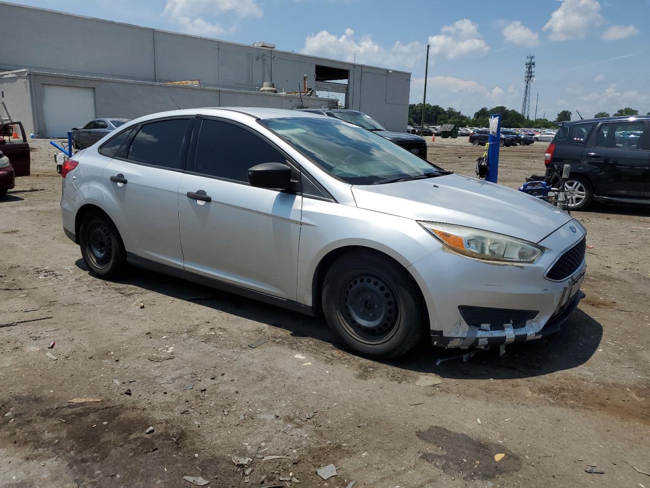 2015 Ford Focus S - Фото 4