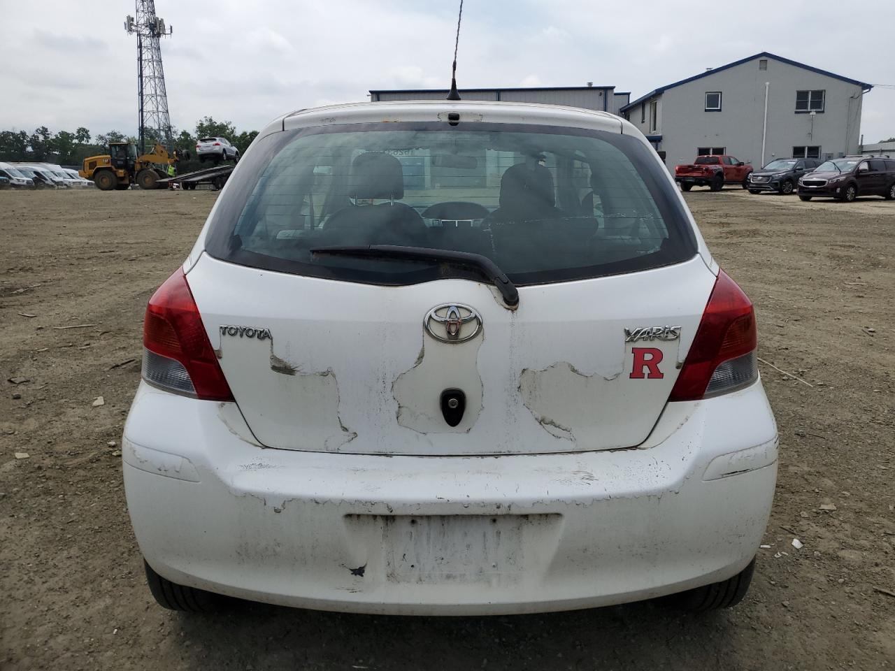 2010 Toyota Yaris - Фото 6