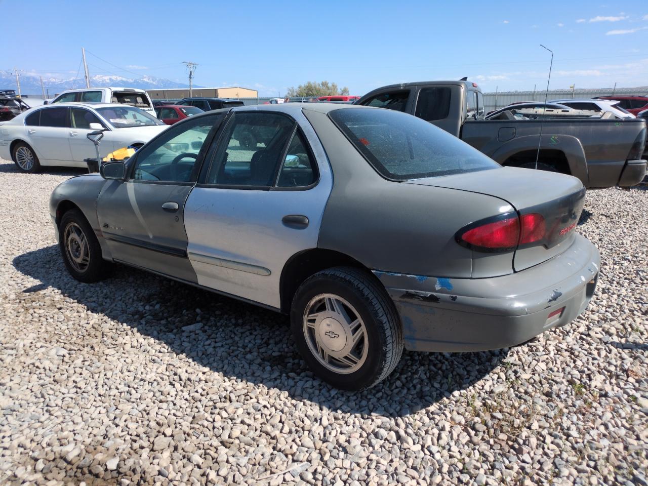 1997 Pontiac Sunfire Se - Фото 2