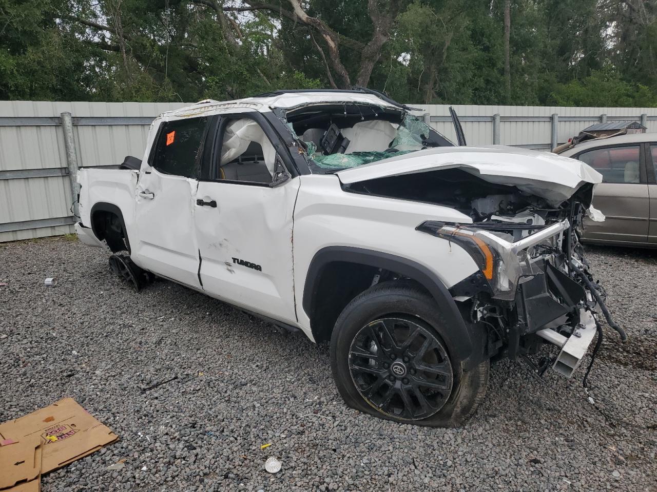 2025 Toyota Tundra Crewmax Limited - Фото 4