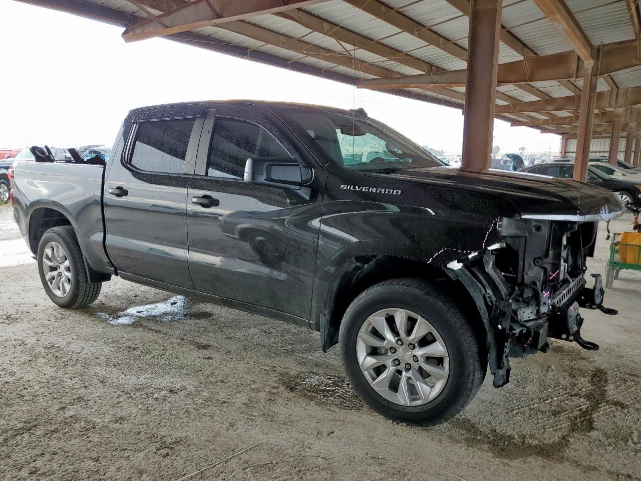 2022 Chevrolet Silverado Ltd C1500 Custom - Фото 4