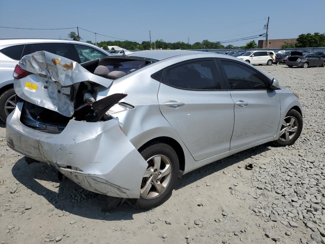2015 Hyundai Elantra Se - Фото 3