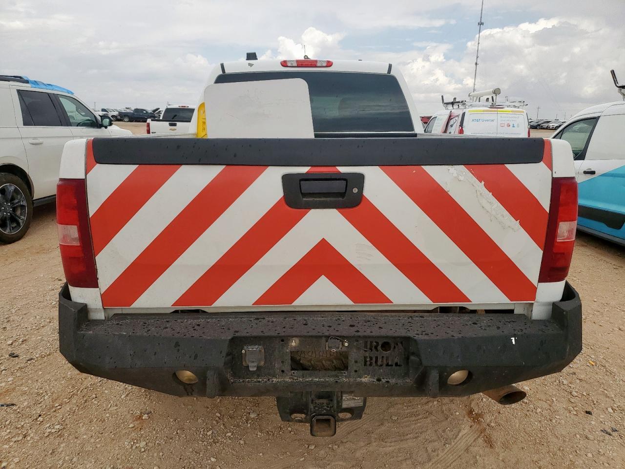 2012 Chevrolet Silverado K2500 Heavy Duty - Image 6