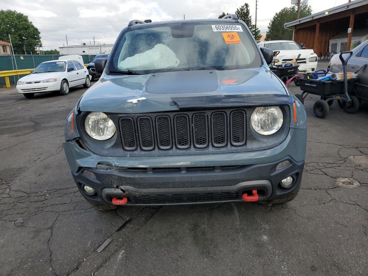 2018 Jeep Renegade Trailhawk - Image 5