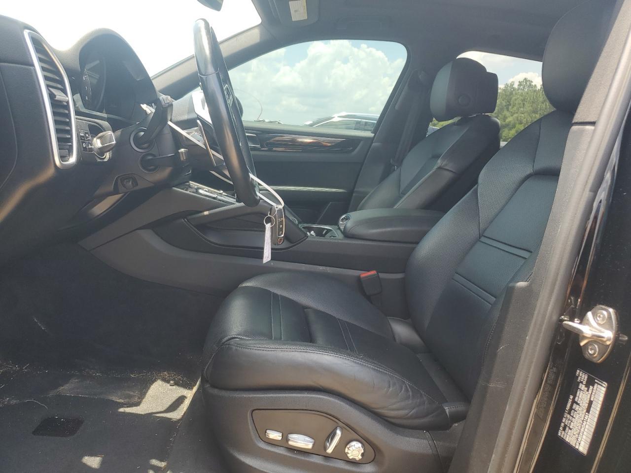 2019 Porsche Cayenne S - Фото 7