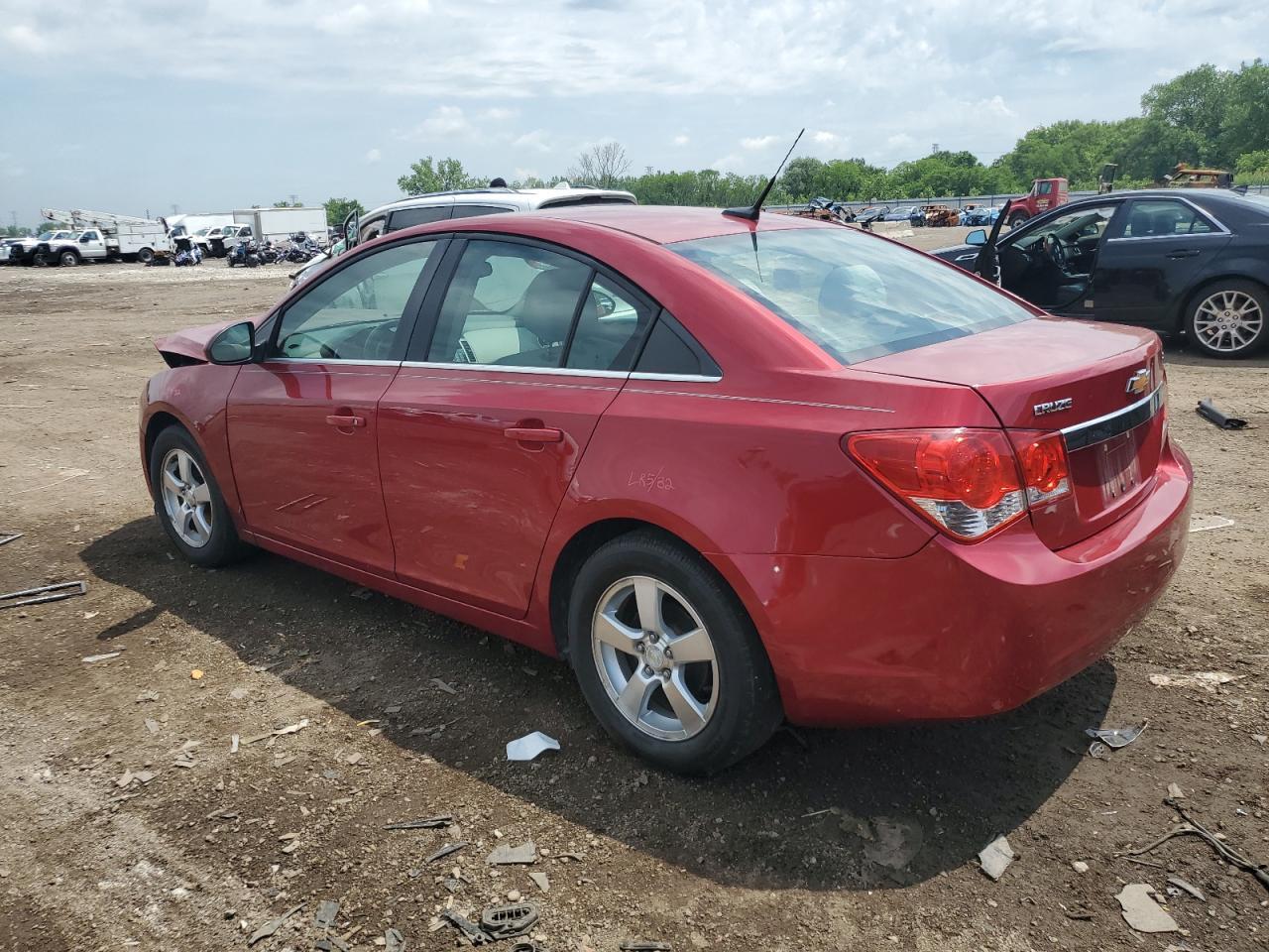 2012 Chevrolet Cruze Lt - Image 2