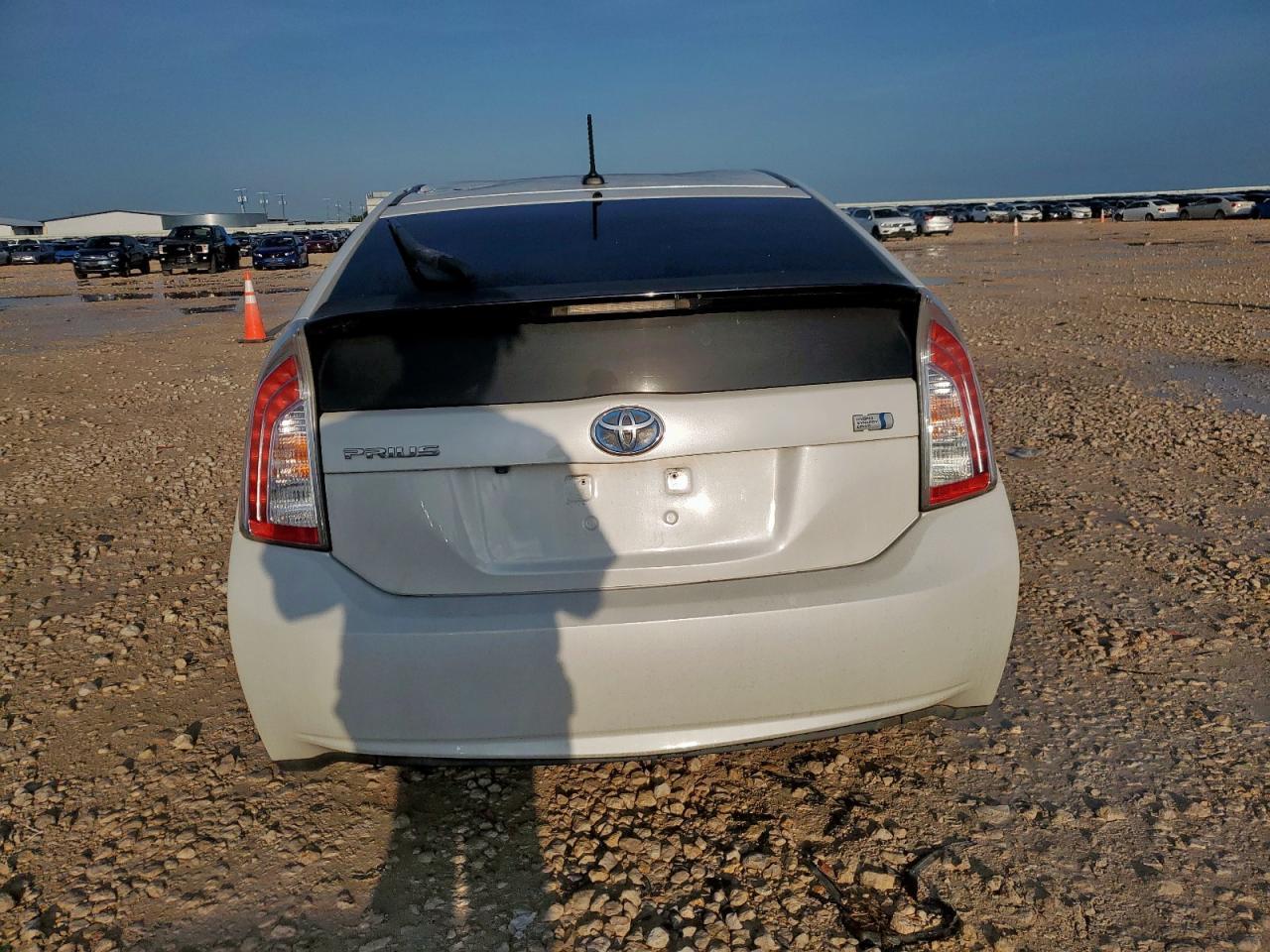 2015 Toyota Prius - Фото 6