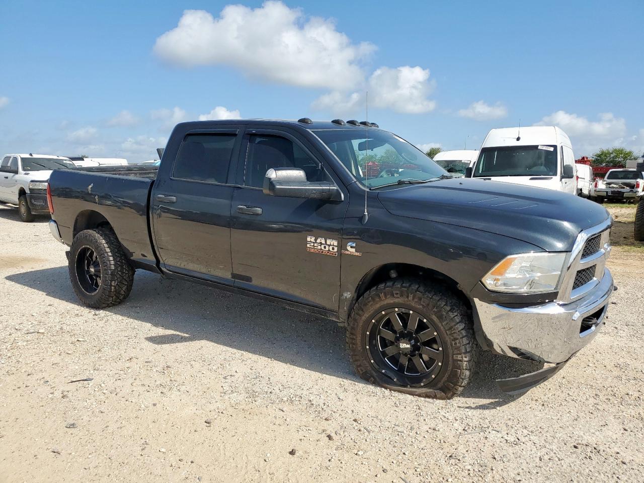 2016 Ram 2500 St - Image 4