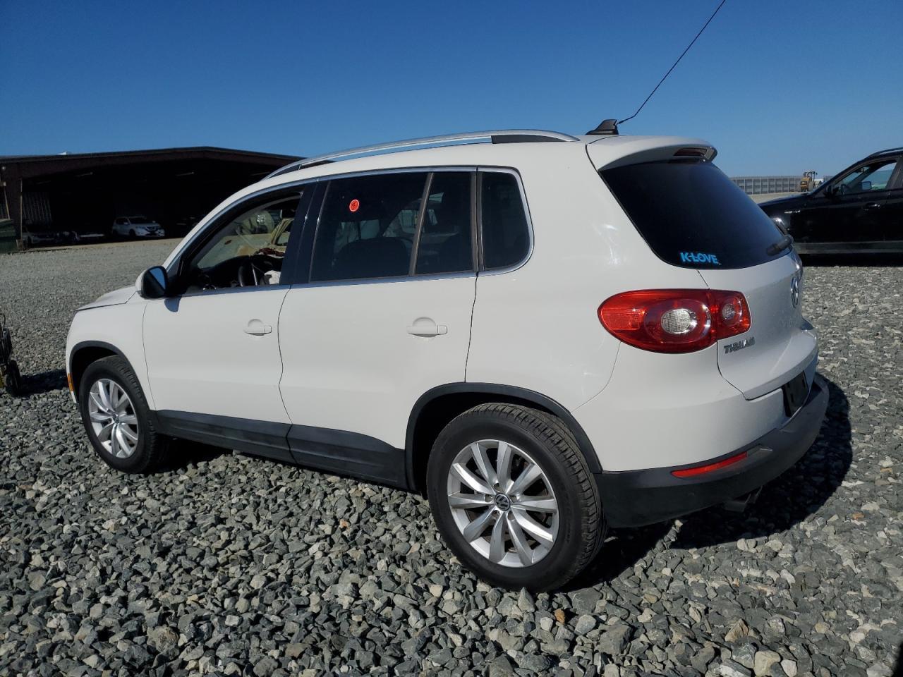 2011 Volkswagen Tiguan S - Image 2