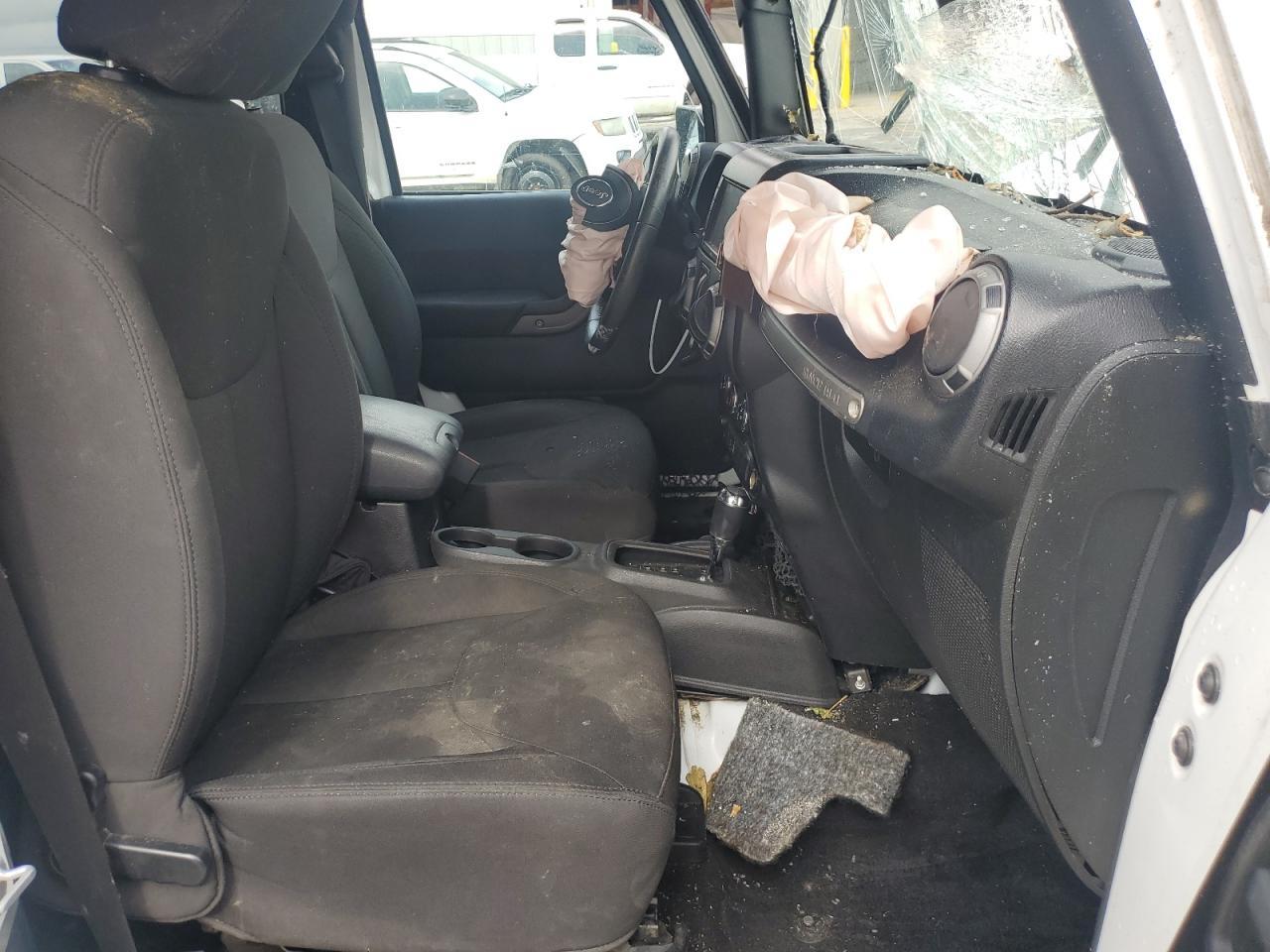 2015 Jeep Wrangler Sport - Фото 7