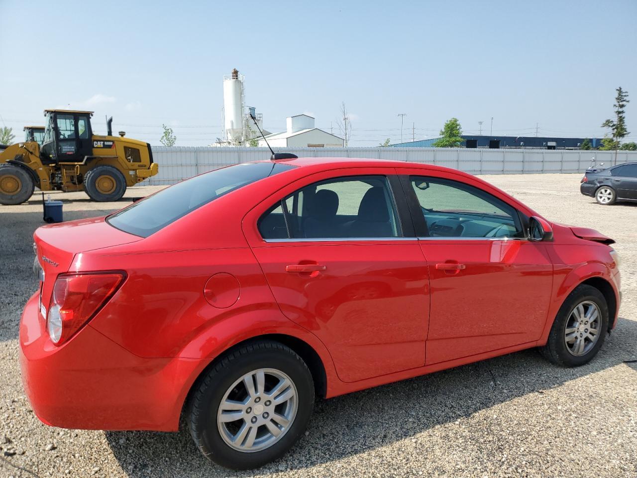 2015 Chevrolet Sonic Lt - Фото 3