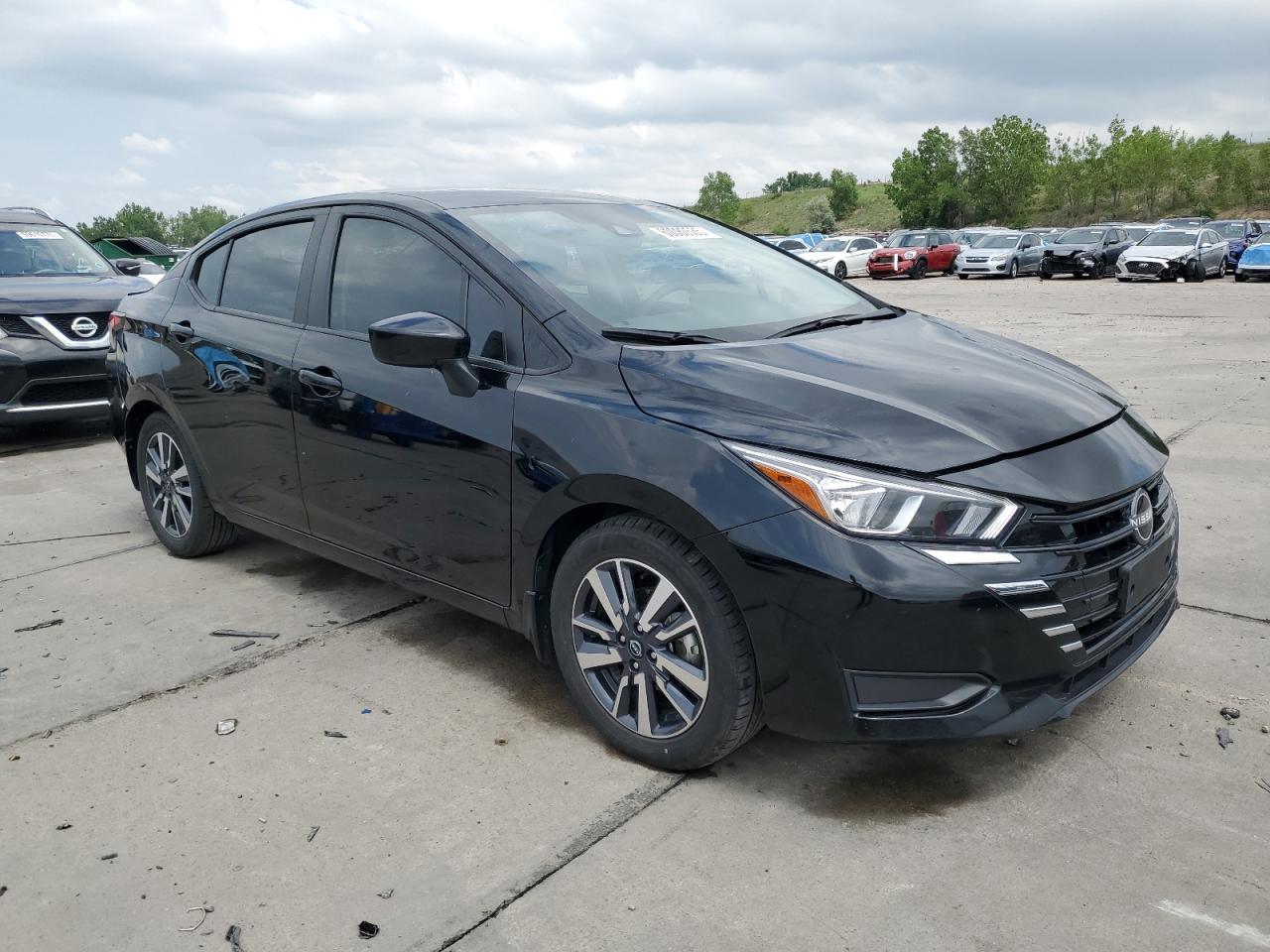 2023 Nissan Versa Sv - Фото 4