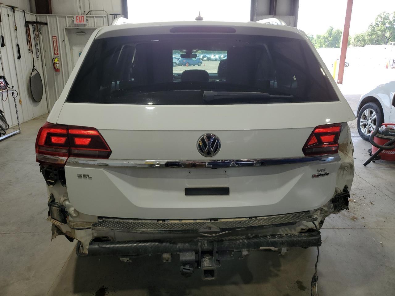 2018 Volkswagen Atlas Sel - Image 6