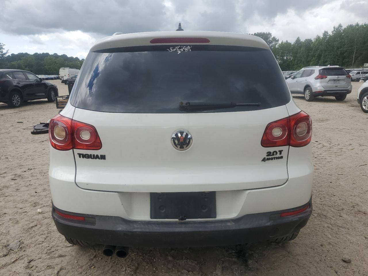 2010 Volkswagen Tiguan Se - Image 6