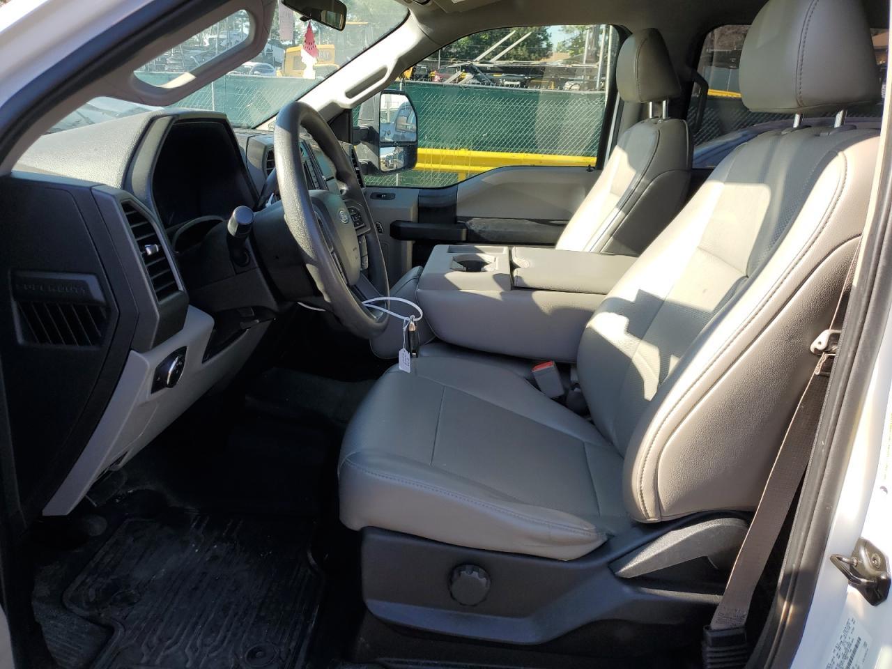 2019 Ford F250 Super Duty - Фото 7