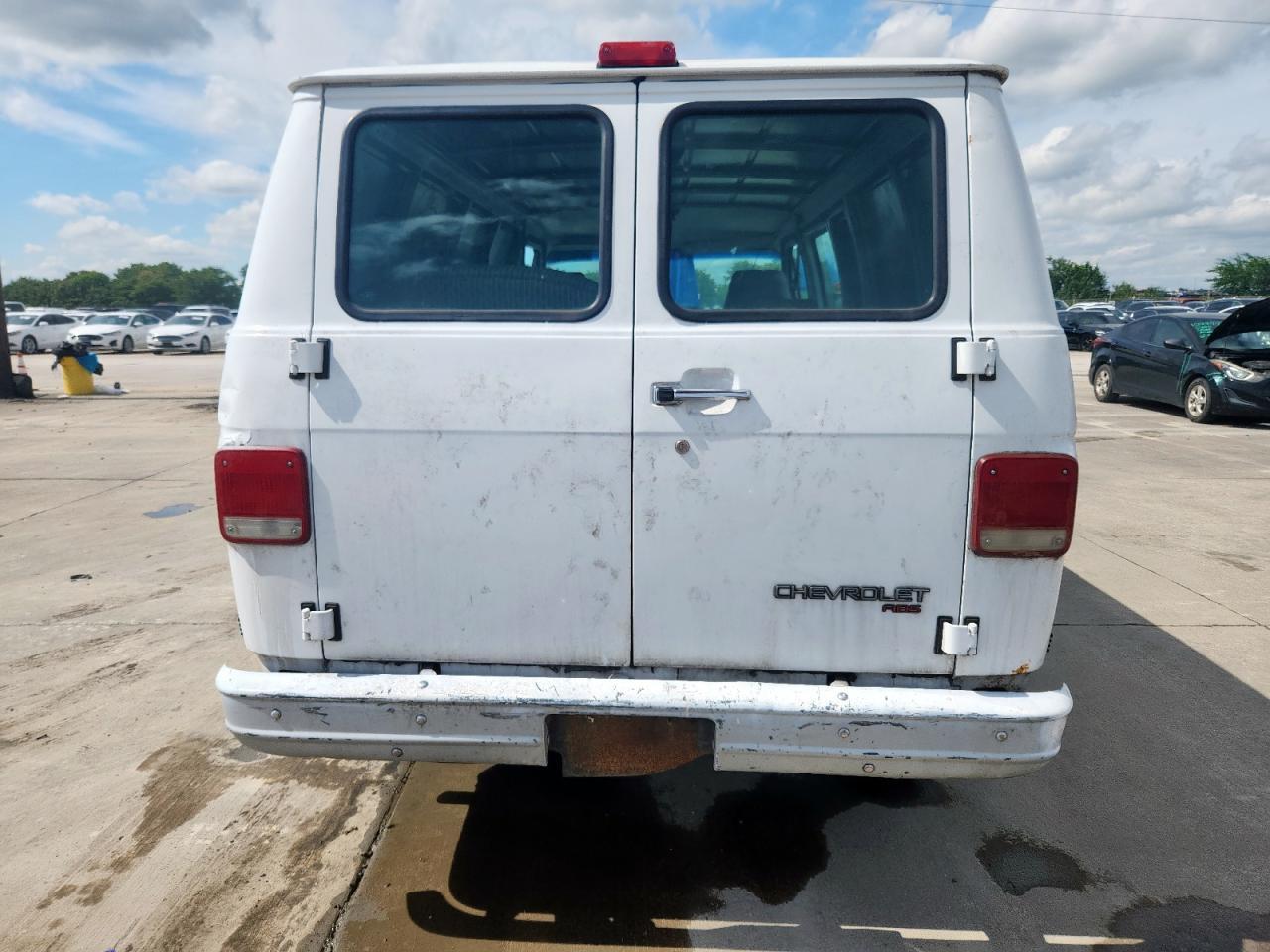 1994 Chevrolet Van G3500 - Фото 6