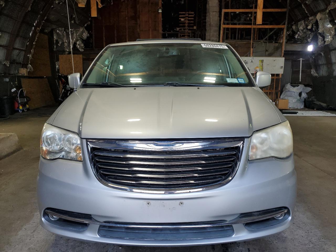 2012 Chrysler Town & Country Touring - Image 5