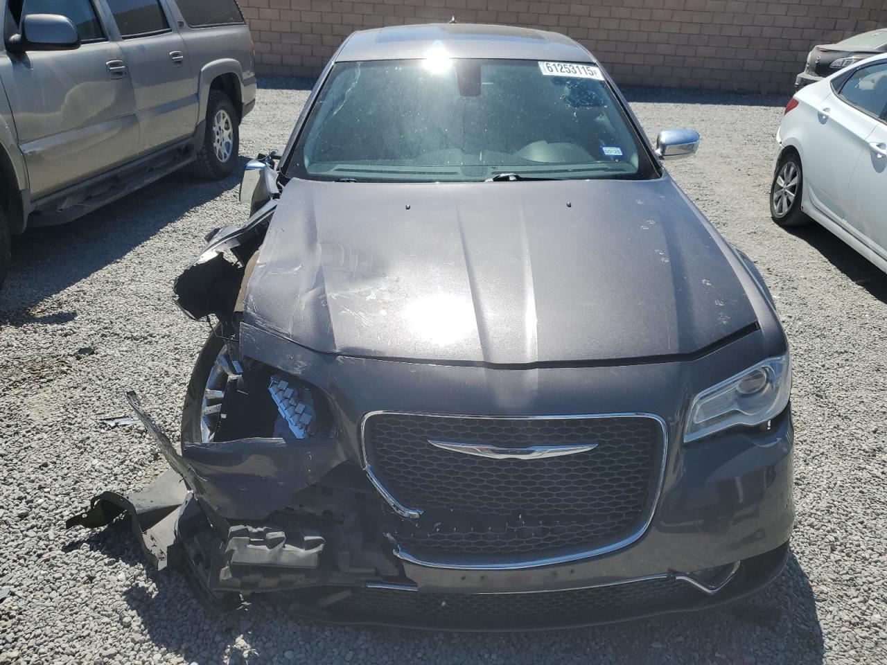 2016 Chrysler 300C - Фото 5