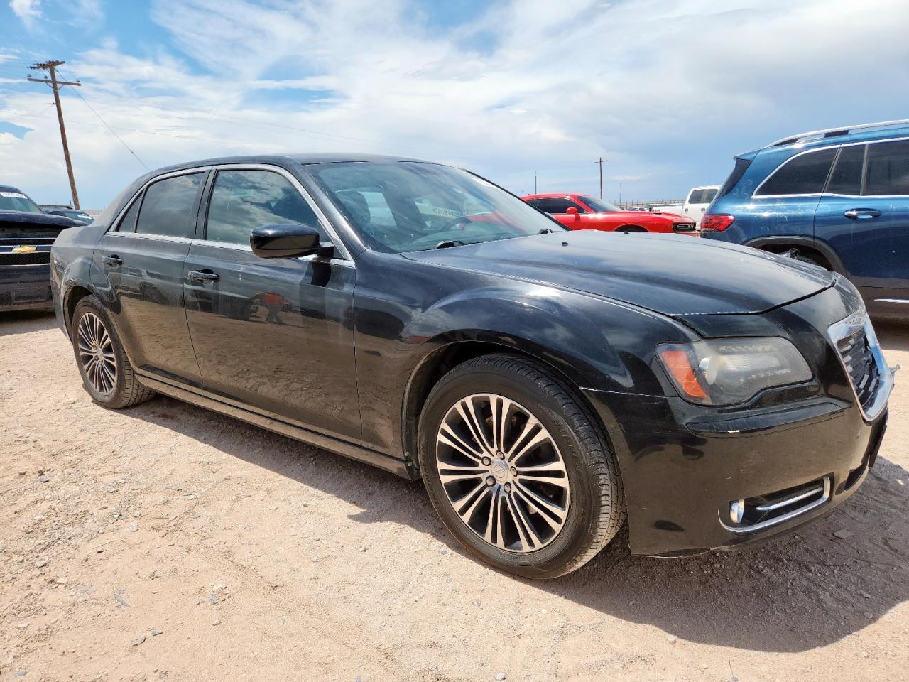 2013 Chrysler 300 S - Image 4