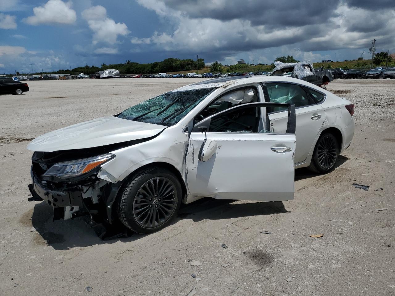 2018 Toyota Avalon Xle