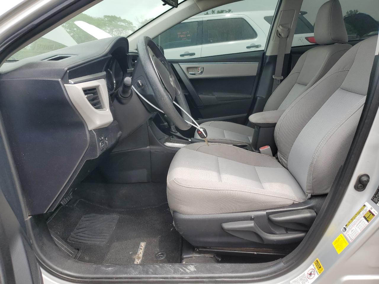 2016 Toyota Corolla L - Фото 7