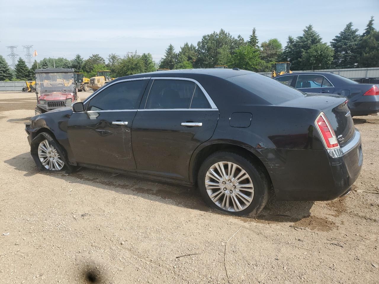 2011 Chrysler 300C - Image 2