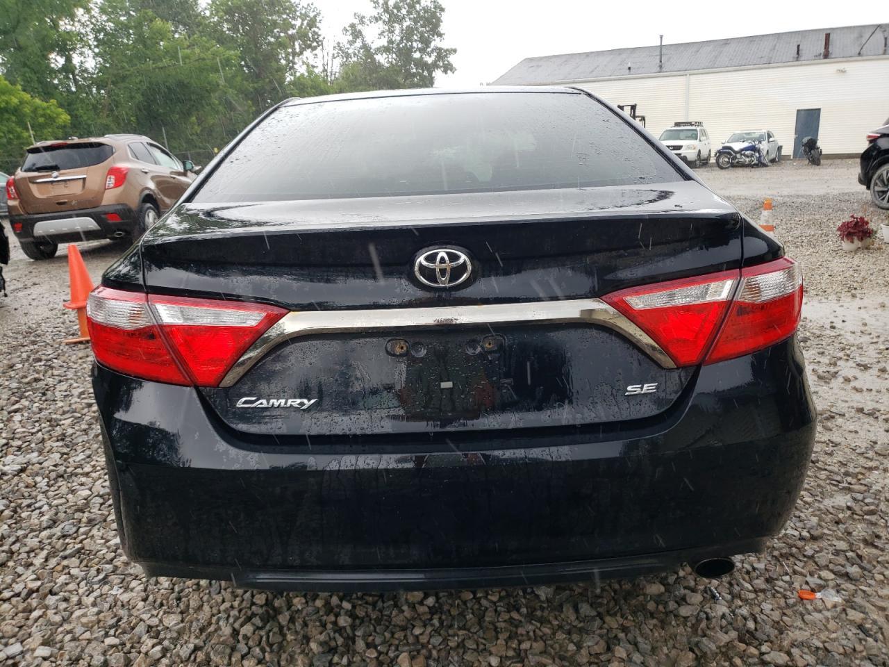 2015 Toyota Camry Le - Image 6