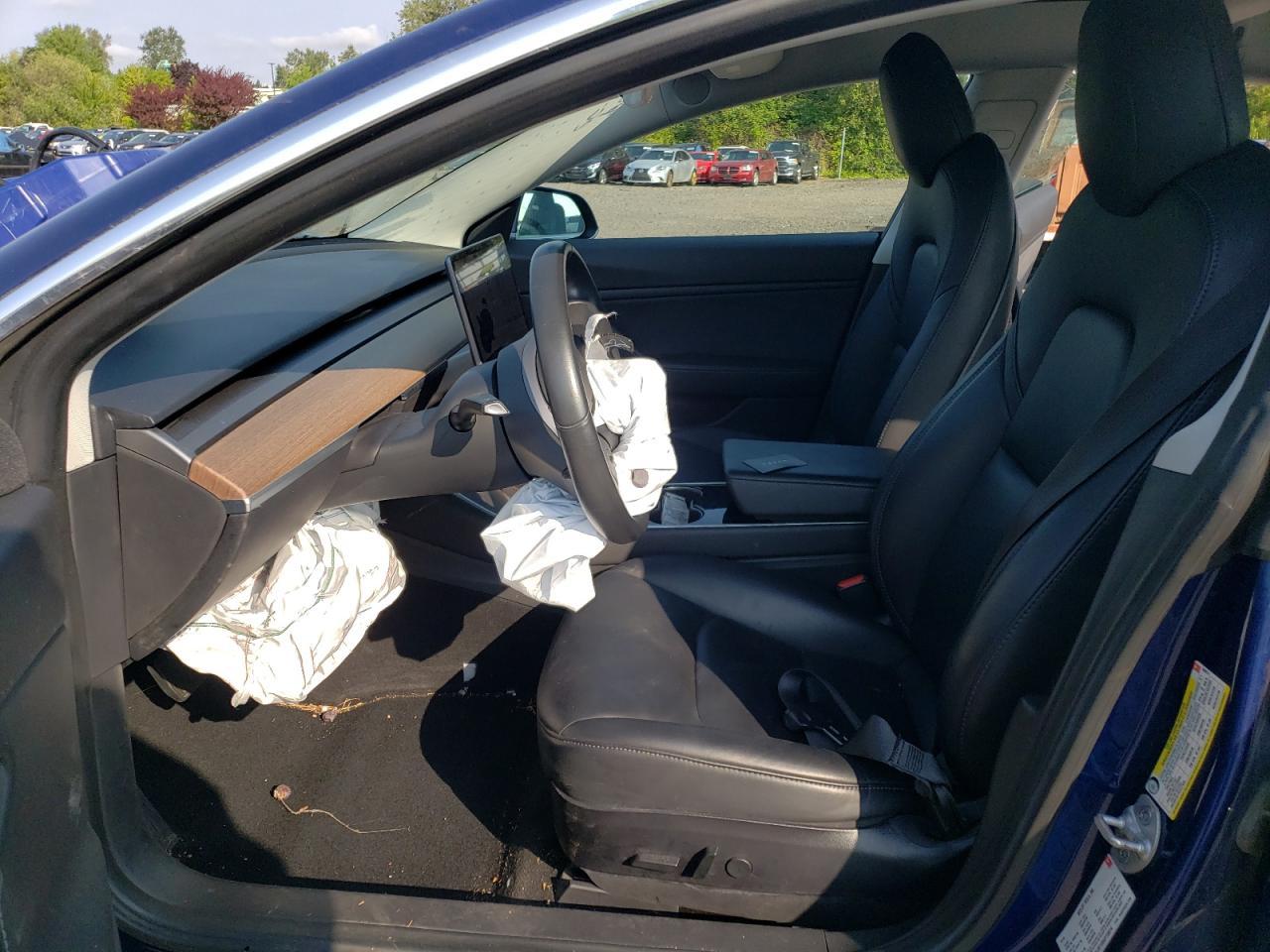 2018 Tesla Model 3 - Фото 7