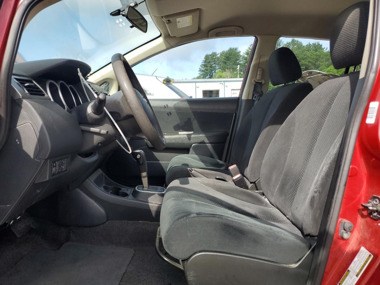 2011 Nissan Versa S - Фото 7