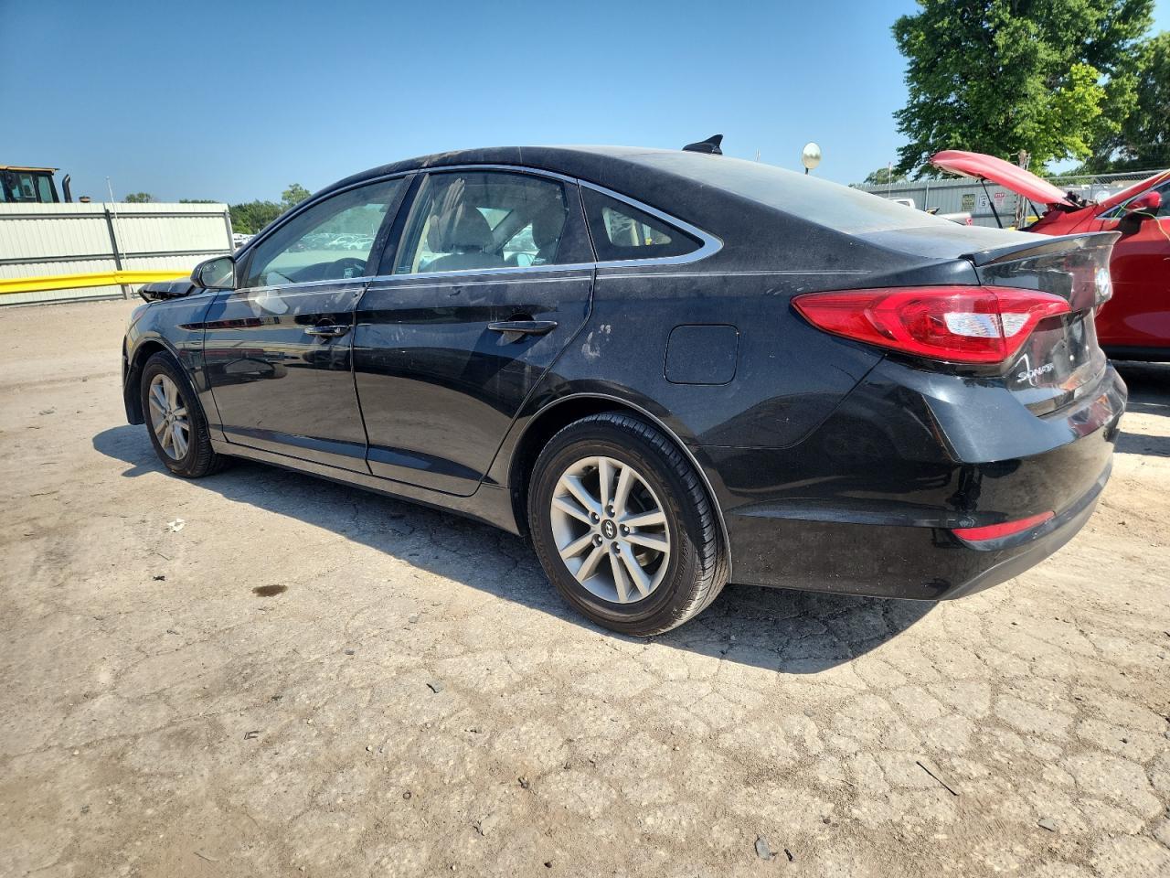 2017 Hyundai Sonata Se - Фото 2