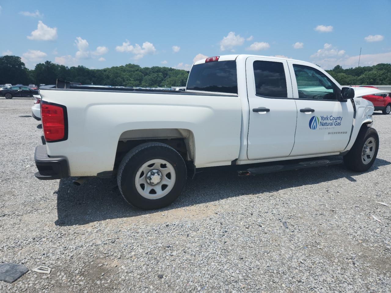 2017 Chevrolet Silverado C1500 - Фото 3