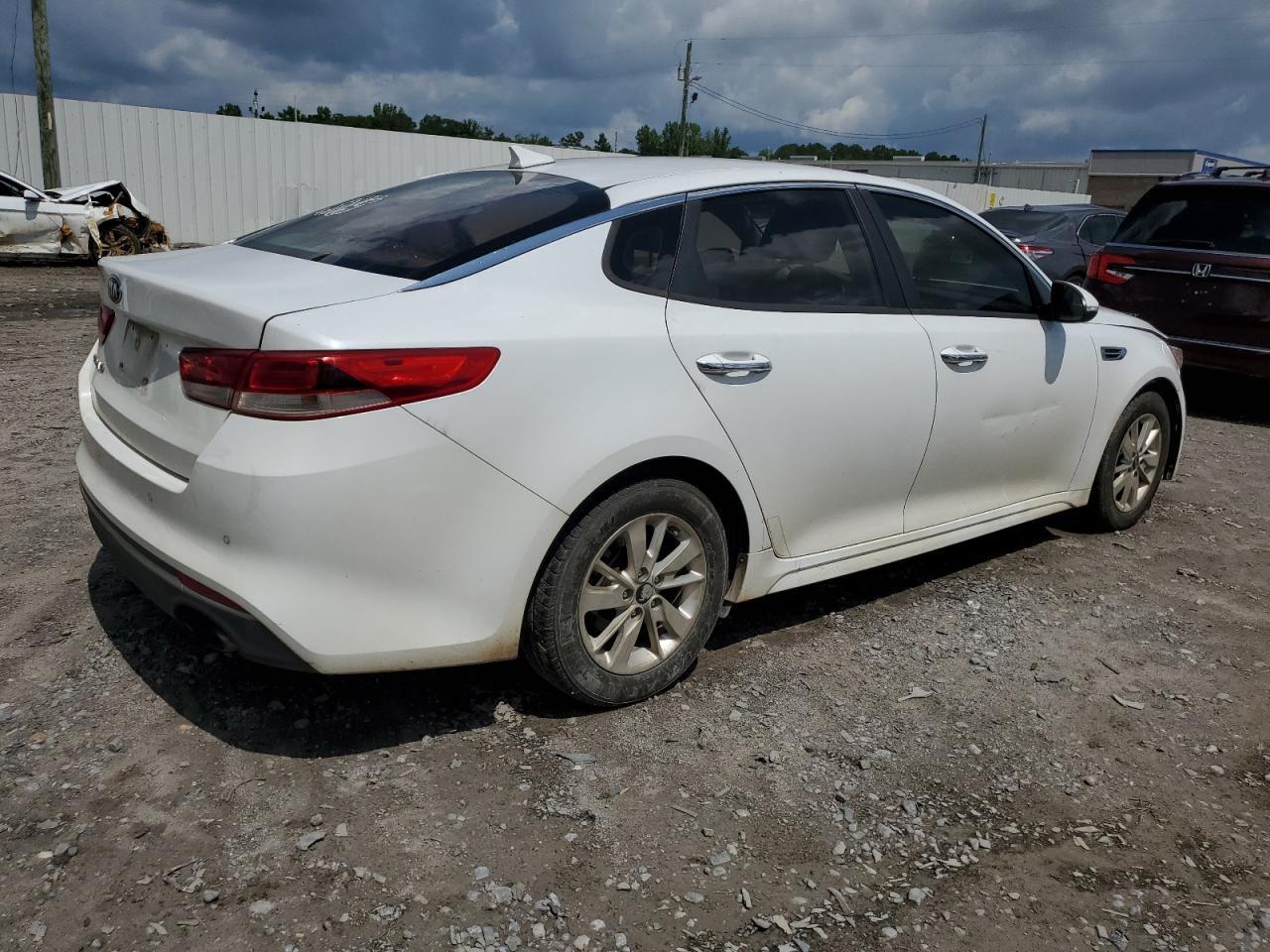2018 Kia Optima Lx - Фото 3