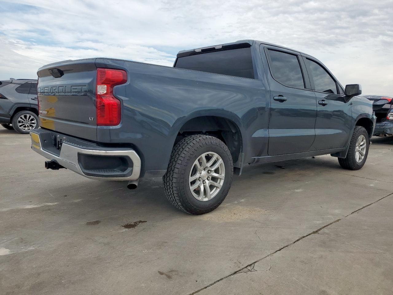 2022 Chevrolet Silverado Ltd K1500 Lt-L - Фото 3