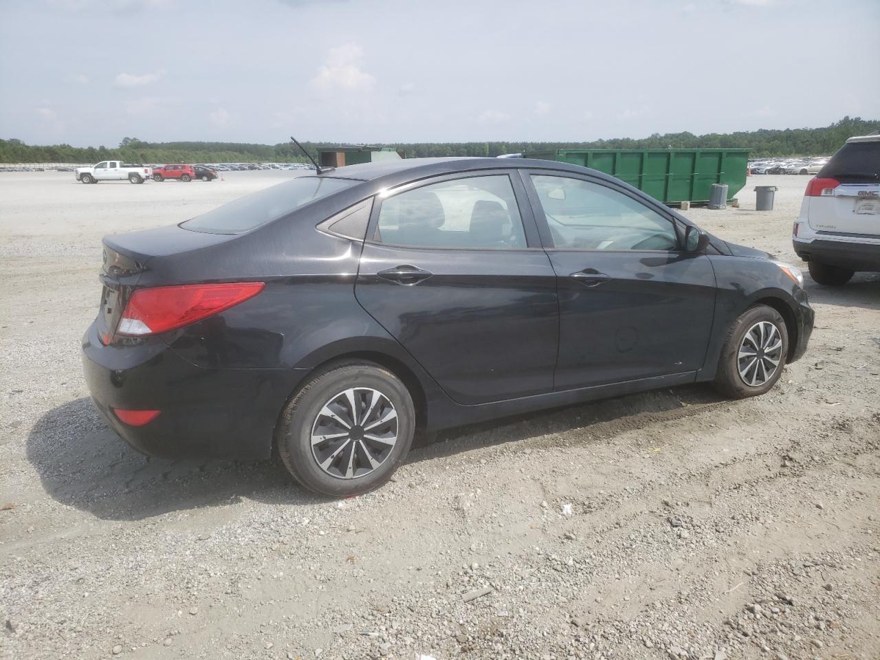 2017 Hyundai Accent Se - Фото 3