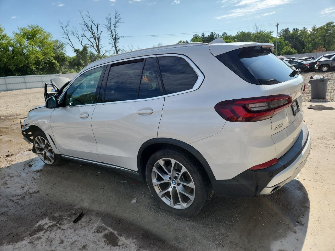 2022 BMW X5 xDrive40I - Image 2