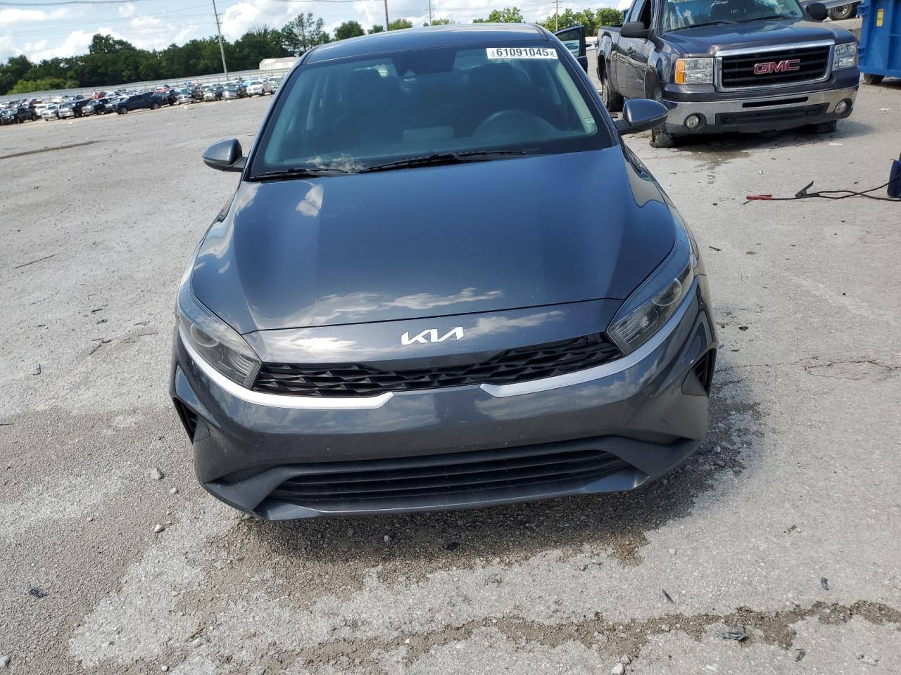 2022 Kia Forte Fe - Фото 5