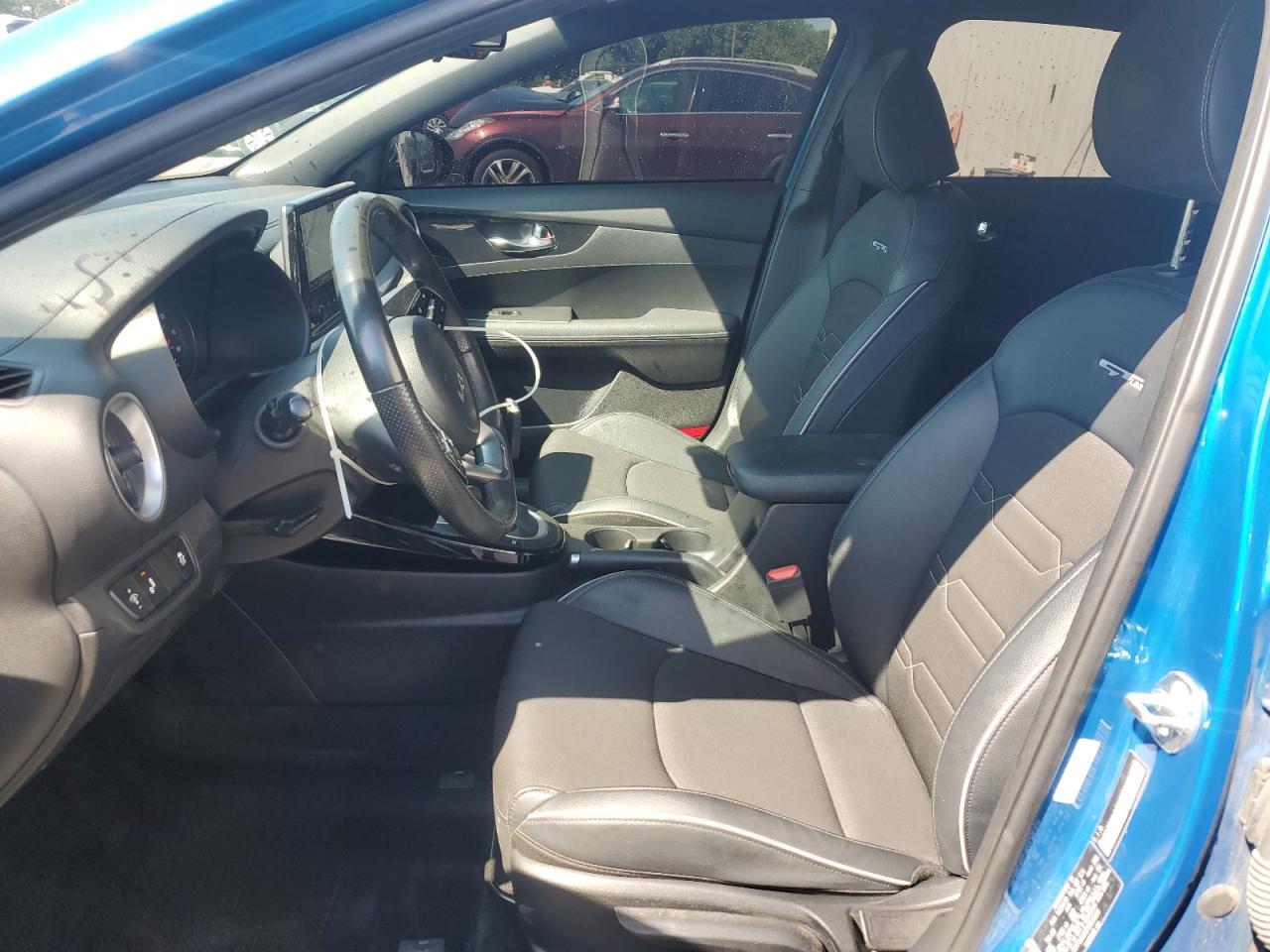 2023 Kia Forte Gt Line - Фото 7