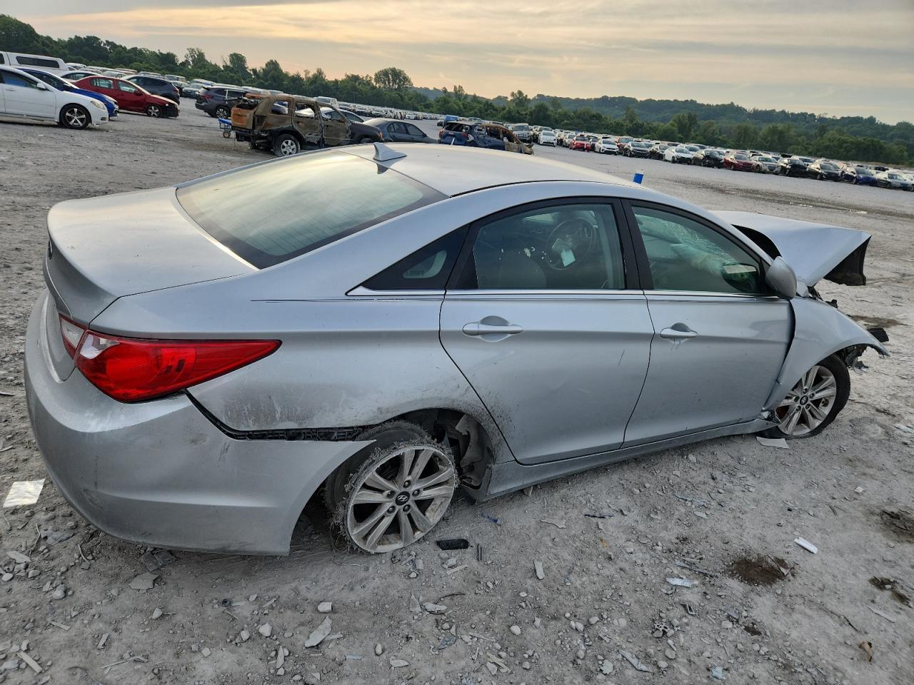 2011 Hyundai Sonata Gls - Фото 3